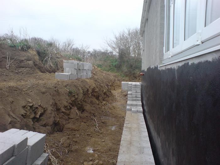 15 Retaining Wall & Cess Tank (39)